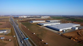 Prologis Buduje 27 000 Metrów Kwadratowych w Prologis Park Wrocław V BIZNES, Nieruchomości - WARSZAWA – 25 marca 2014 r. – Prologis, Inc., wiodący globalny właściciel, zarządca i deweloper obiektów dystrybucyjnych, poinformował dzisiaj o rozpoczęciu budowy obiektu spekulacyjnego o powierzchni 27 000 metrów kwadratowych na terenie Prologis Park Wrocław V.