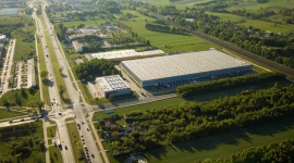 Atlas Box & Crating nowym najemcą w SEGRO Business Park Łódź BIZNES, Nieruchomości - Firma Atlas Box&Crating – globalny producent rozwiązań w zakresie dostarczania opakowań dołączył do grona klientów SEGRO. W ramach obiektu SEGRO Business Park Łódź, nowy najemca zagospodaruje 3 000 m2 powierzchni magazynowej wraz z modułem biurowym o wielkości 600 m2.