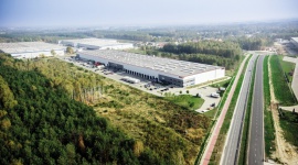 Hutchinson Poland zwiększa powierzchnię wynajmowaną w SEGRO Logistics Park Łódź BIZNES, Nieruchomości - Firma Hutchinson Poland zajmująca się projektowaniem oraz produkcją wyrobów z gumy i tworzyw sztucznych rozszerza swoją działalność na terenie kompleksu SEGRO Logistics Park Łódź.