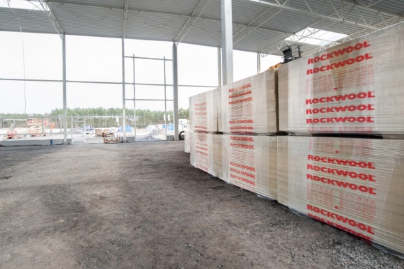 ROCKWOOL prezentuje nowe portfolio produktów do dachów płaskich