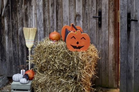 Jesienny gadżet: Halloween’owy koszyk na cukierki