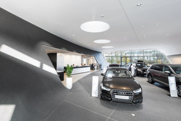 Audi Centrum Gdynia. Nowy Salon. Nowoczesny design.