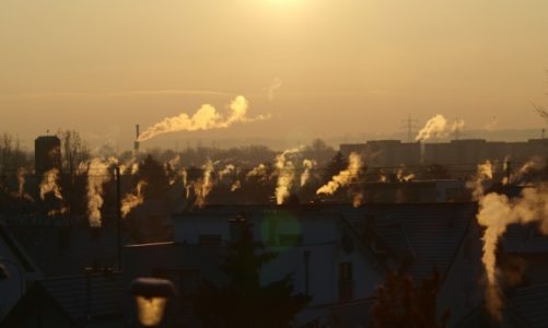 Czy kompleksowa termomodernizacja może być remedium na SMOG w Polsce?