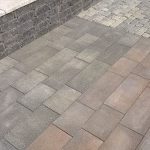 Beton w odcieniu stali – nowy kolor kostki Via Trio z kolekcji Libet Decco Asper