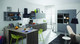 INDESIT PREZENTUJE ROZWIĄZANIA KULINARNE DLA CAŁEJ RODZINY PODCZAS EUROCUCINA LIFESTYLE, Dom - Podczas targów EuroCucina, które odbędą się w dniach 17-22 kwietnia 2018 w Mediolanie, firma Indesit zaprezentuje gamę urządzeń kuchennych opartych na idei „Life Proof”, przeznaczonych dla zajętych, współczesnych rodzin, których członkowie dzielą między sobą codzienne obowiązki.