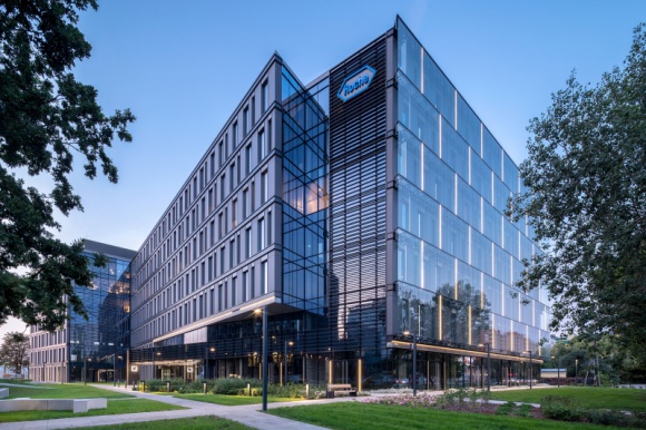 Hines and Zeus Complete the First Office Acquisition in Warsaw for 2019