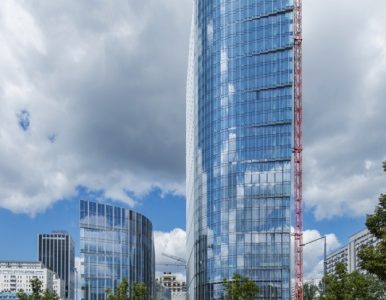 Record-breaking lease on the Polish office market at Mennica Legacy Tower