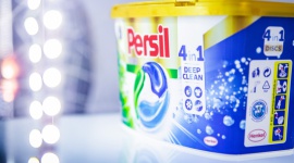 Persil zaprezentował kapsułki przyszłości! LIFESTYLE, Dom - W środę 10 lipca w Studio Bajka, marka Persil zabrała nas w podróż do przyszłości, prezentując nowe, innowacyjne kapsułki do prania Persil Discs z 4 komorami.