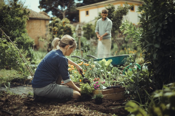 Pomysł na prezent pod choinkę – inspiracje Fiskars