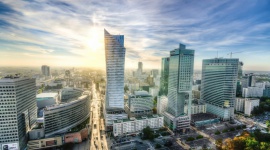 WARSZAWA I TRÓJMIASTO - JAKIE WALORY OFERUJĄ INWESTOROM WIODĄCE REGIONY? BIZNES, Nieruchomości - Na atrakcyjność inwestycyjną regionów wpływ mają m.in. walory lokalizacyjne, potencjał gospodarczy, dostępność transportowa, wielkość i jakość zasobów pracy oraz infrastruktura biznesowa.