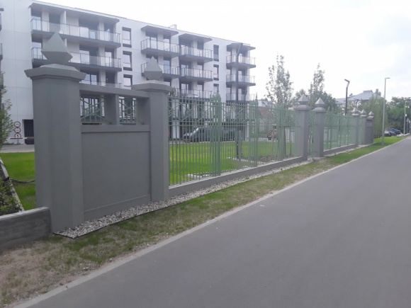 Rekonstrukcja zabytkowego ogrodzenie Vilda Park zakończona